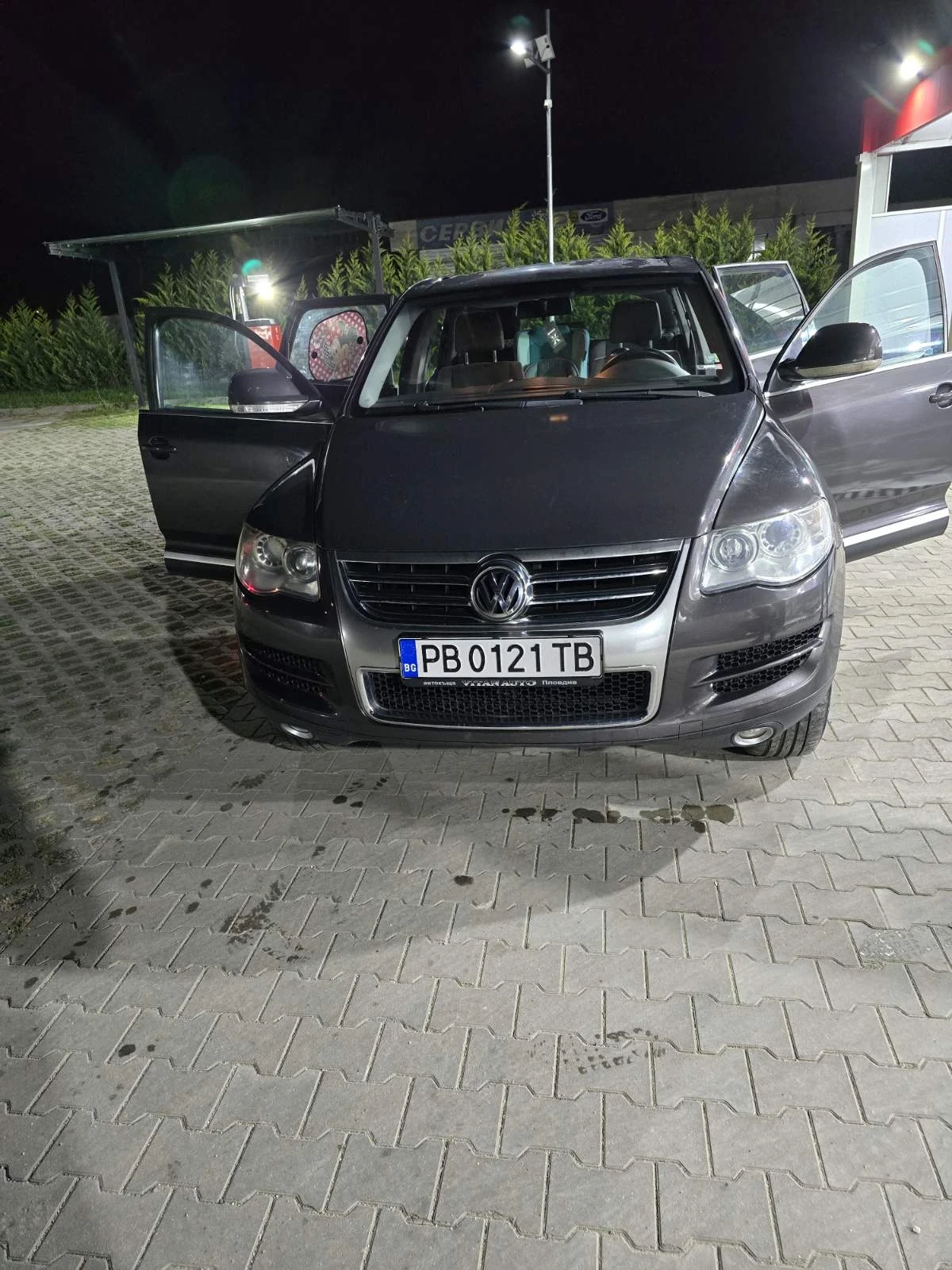 VW Touareg 2.5 - изображение 2