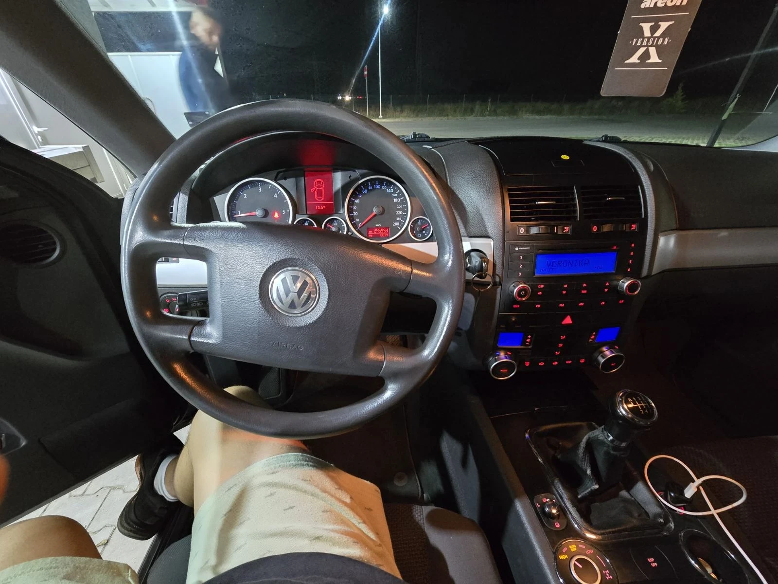 VW Touareg 2.5 - изображение 6
