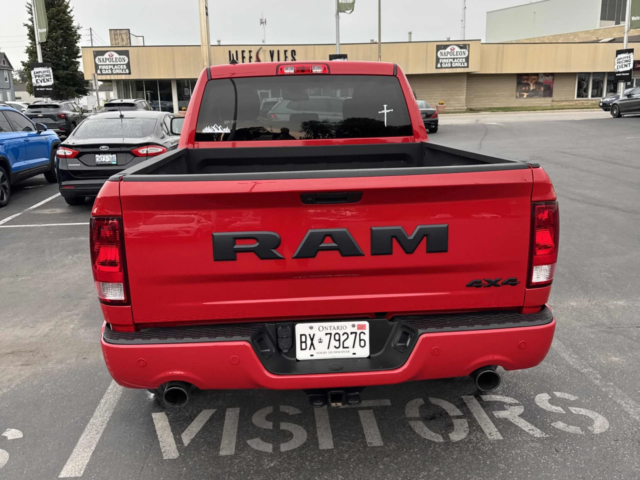 Dodge RAM 1500 CARFAX* АВТОФИНАНСИРАНЕ БЕЗ ПЪРВОНАЧАЛНА ВНОСКА - изображение 4