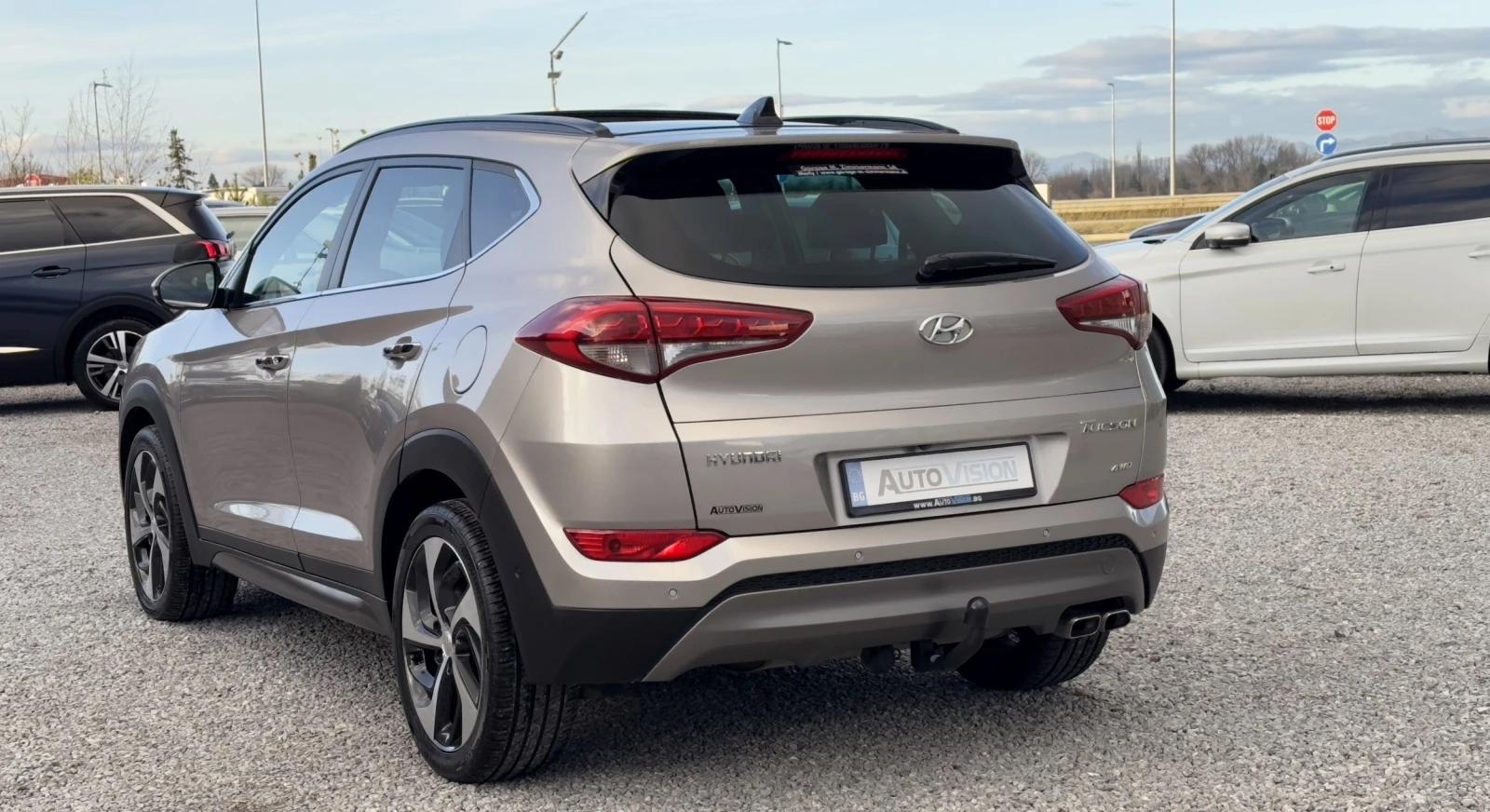 Hyundai Tucson VERTEX DiSTRONiC KEYLESS    | Mobile.bg   2