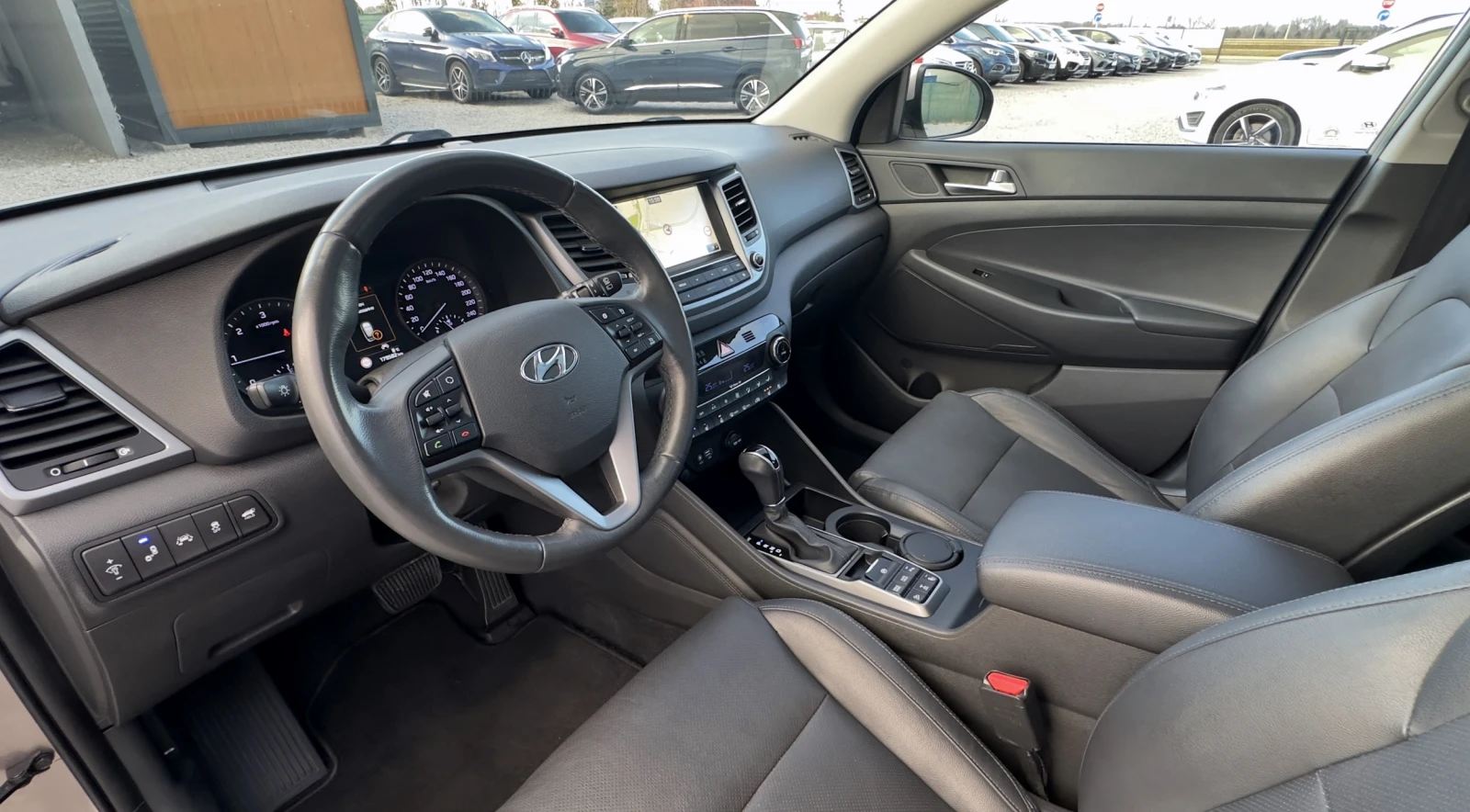 Hyundai Tucson VERTEX DiSTRONiC KEYLESS    | Mobile.bg   6