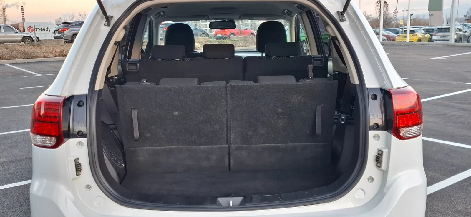 Mitsubishi Outlander 2.2 4x4 Led ������ Facelift  ���� ����� 7����� | Mobile.bg � ����������� 12