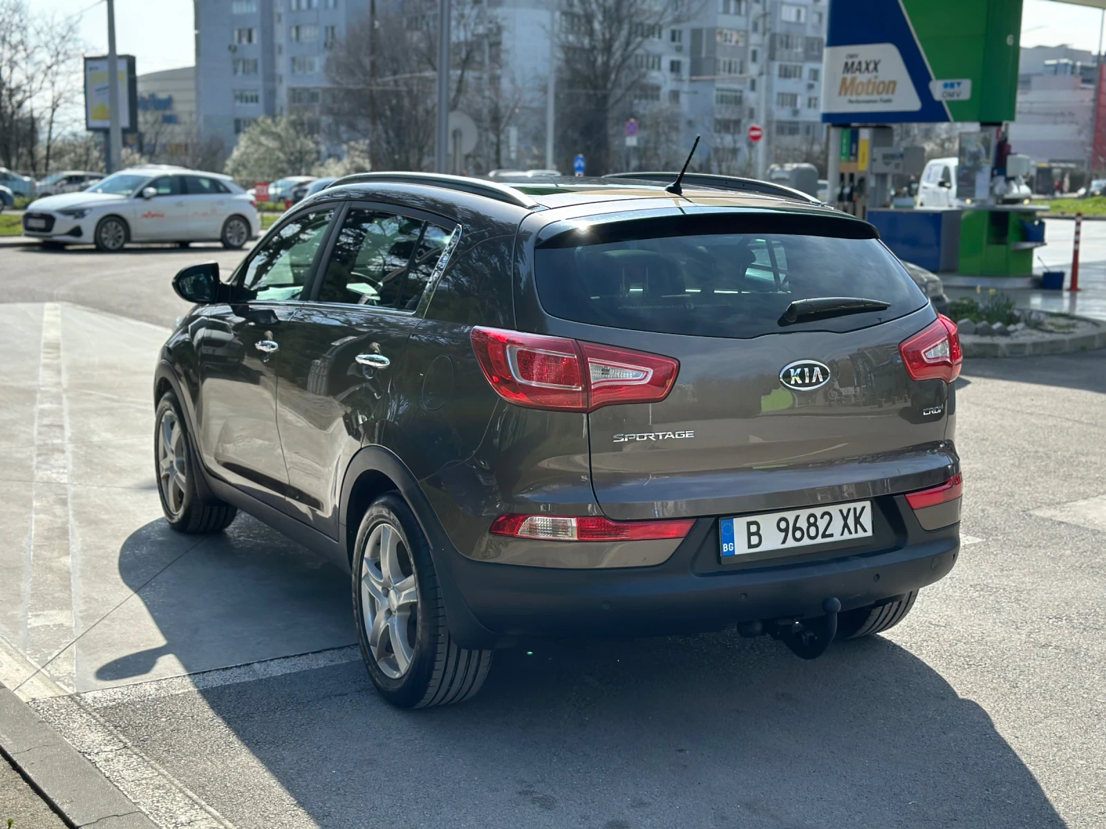 Kia Sorento 2.0 CRDI AWD, снимка 5 - Автомобили и джипове - 54676279