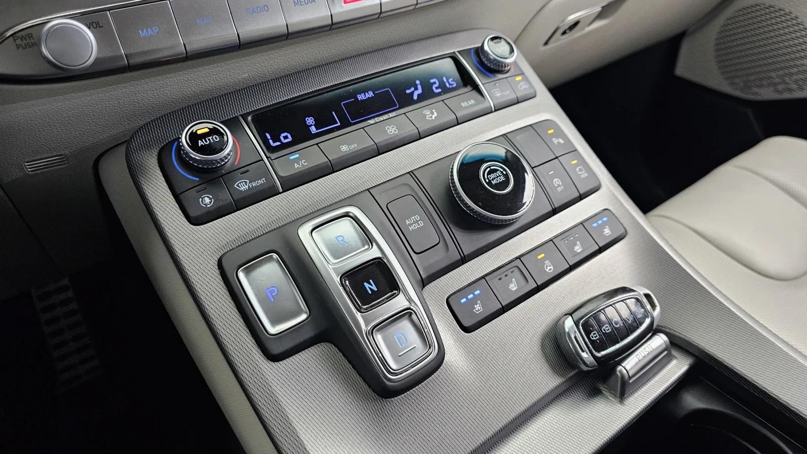 Hyundai Palisade 2WD Prestige Full Led* Cam360* , снимка 8 - Автомобили и джипове - 54683674