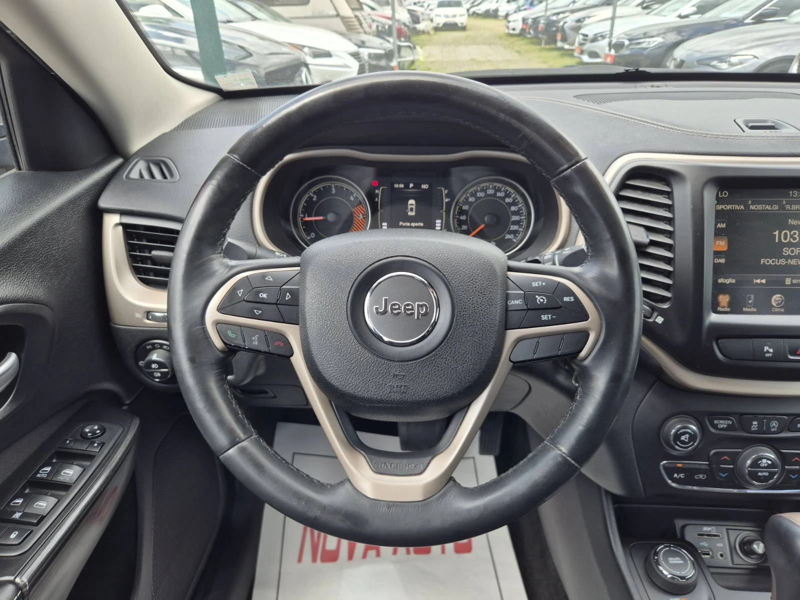 Jeep Cherokee 2.0D-LONGITUDE-4X4-200000км, снимка 7 - Автомобили и джипове - 54703357