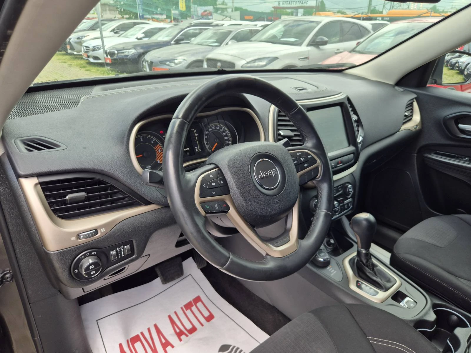 Jeep Cherokee 2.0D-LONGITUDE-4X4-200000км, снимка 6 - Автомобили и джипове - 54703357