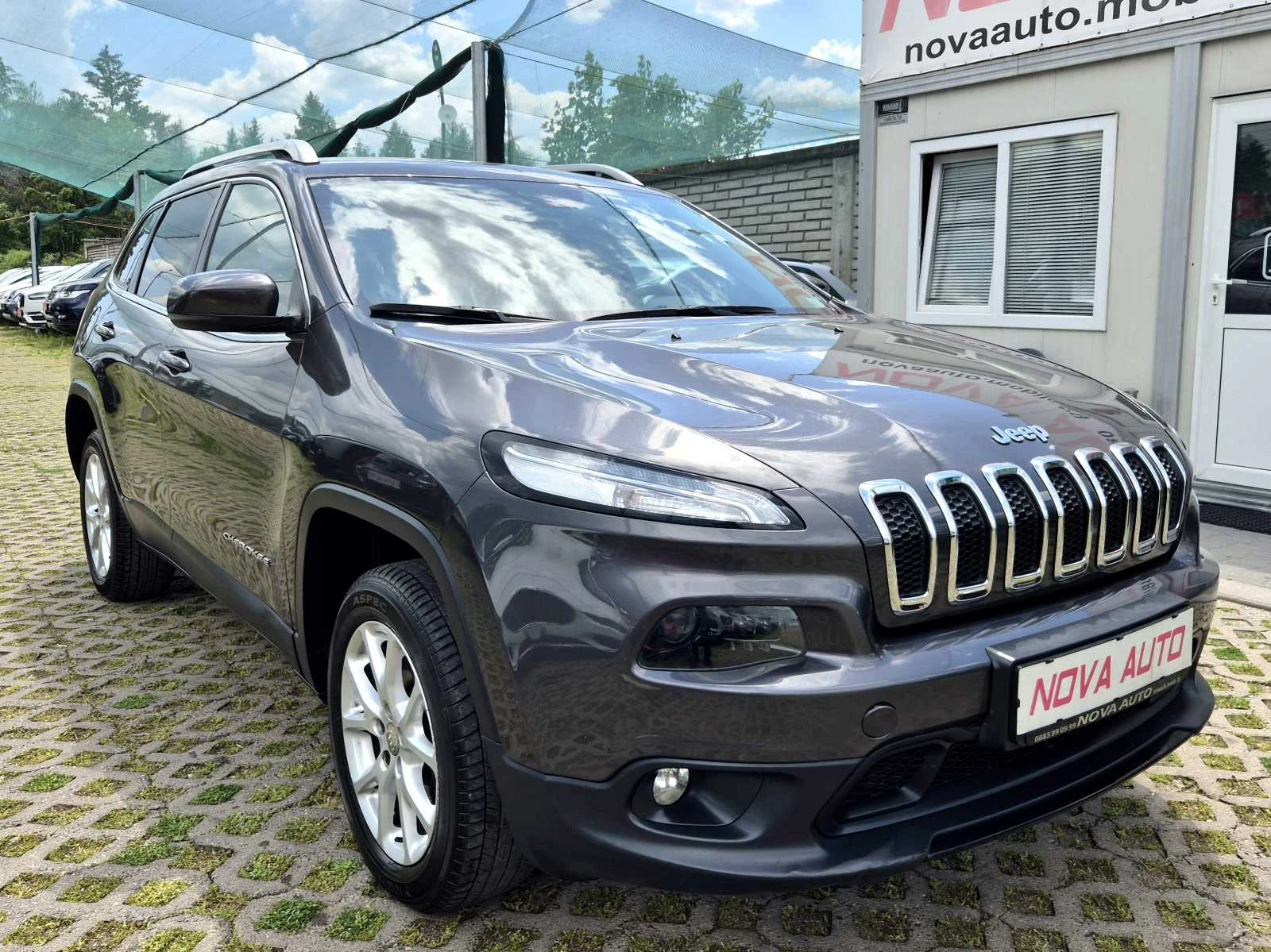 Jeep Cherokee 2.0D-LONGITUDE-4X4-200000км, снимка 4 - Автомобили и джипове - 54703357