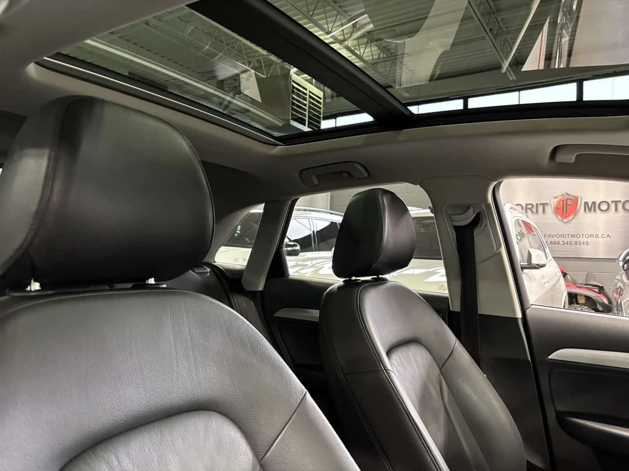 Audi Q3 * Progressiv| QUATTRO| TIPTRONIC| LEATHER| PANORAM, снимка 10 - Автомобили и джипове - 54904972