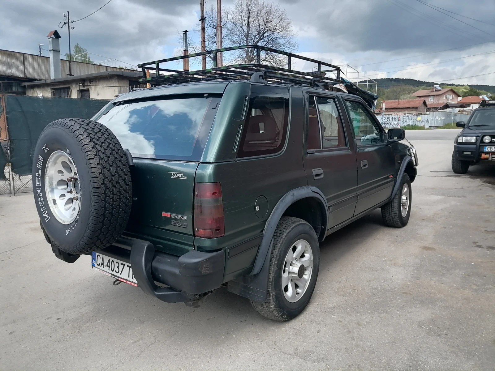 Opel Frontera 2.3TDI, снимка 3 - Автомобили и джипове - 55679561