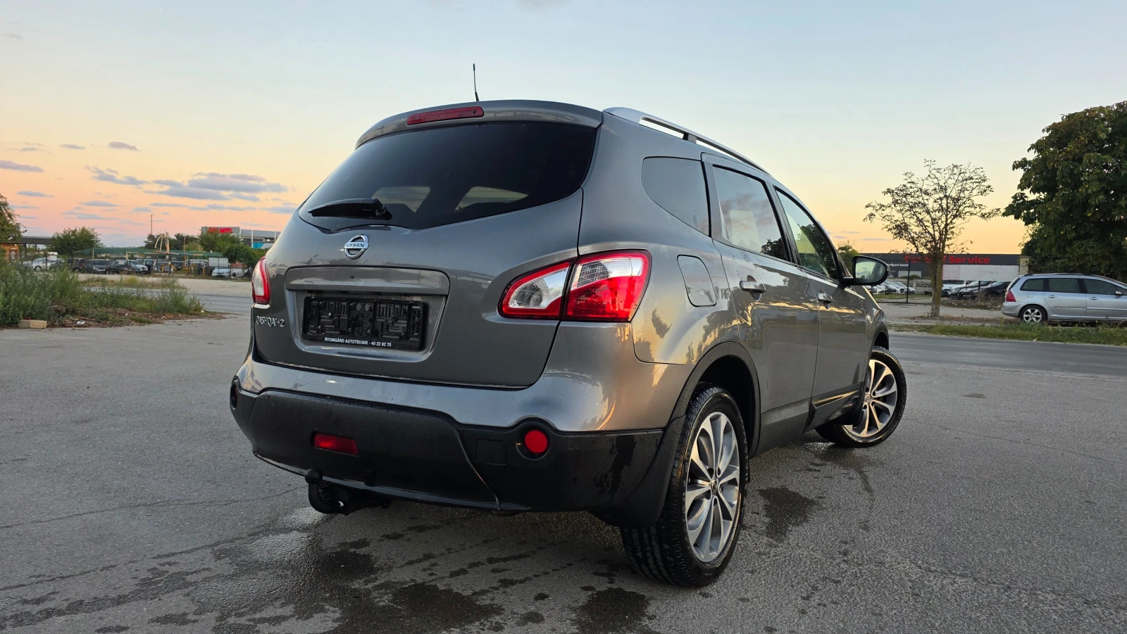 Nissan Qashqai 2.0i/141hp/7m/4X4/FUL-FUL, снимка 5 - Автомобили и джипове - 56012536