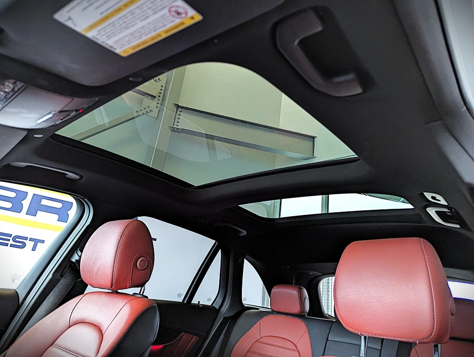 Mercedes-Benz GLC 43 AMG, снимка 17 - Автомобили и джипове - 56215474