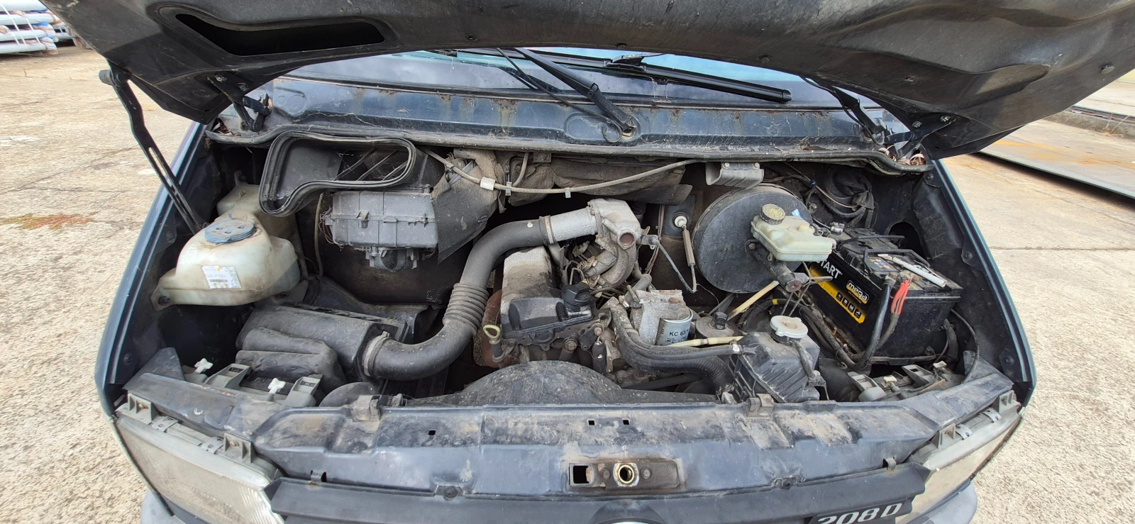 Mercedes-Benz 208 Д, снимка 5 - Бусове и автобуси - 56209384