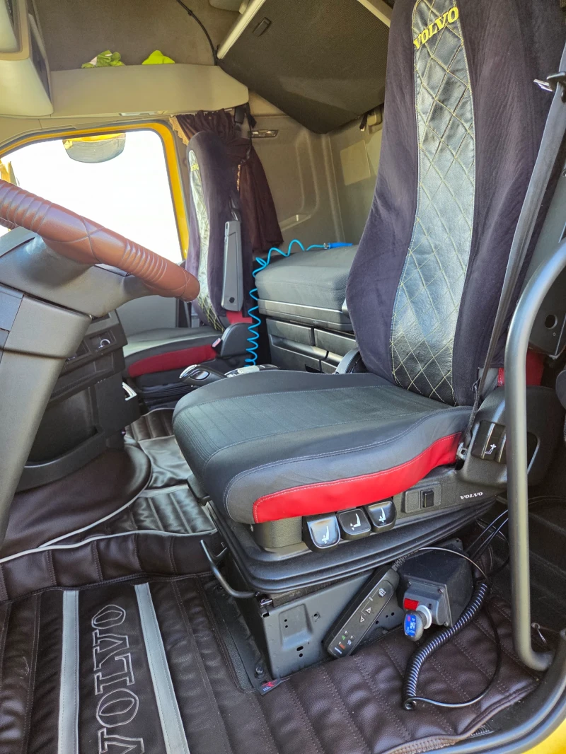 Volvo Fh, снимка 10 - Камиони - 52801733