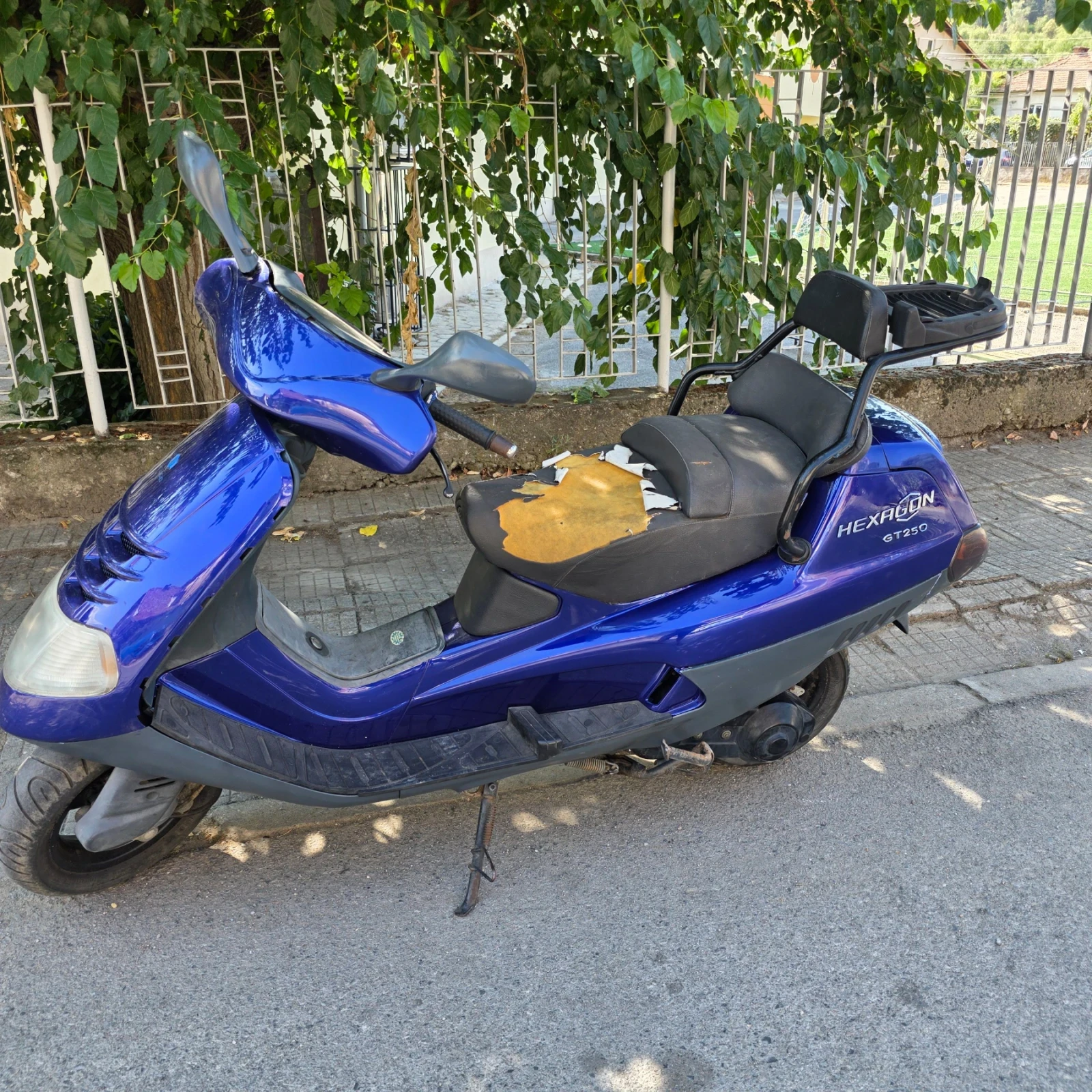 Piaggio Hexagon 250, снимка 4 - Мотоциклети и мототехника - 56097316