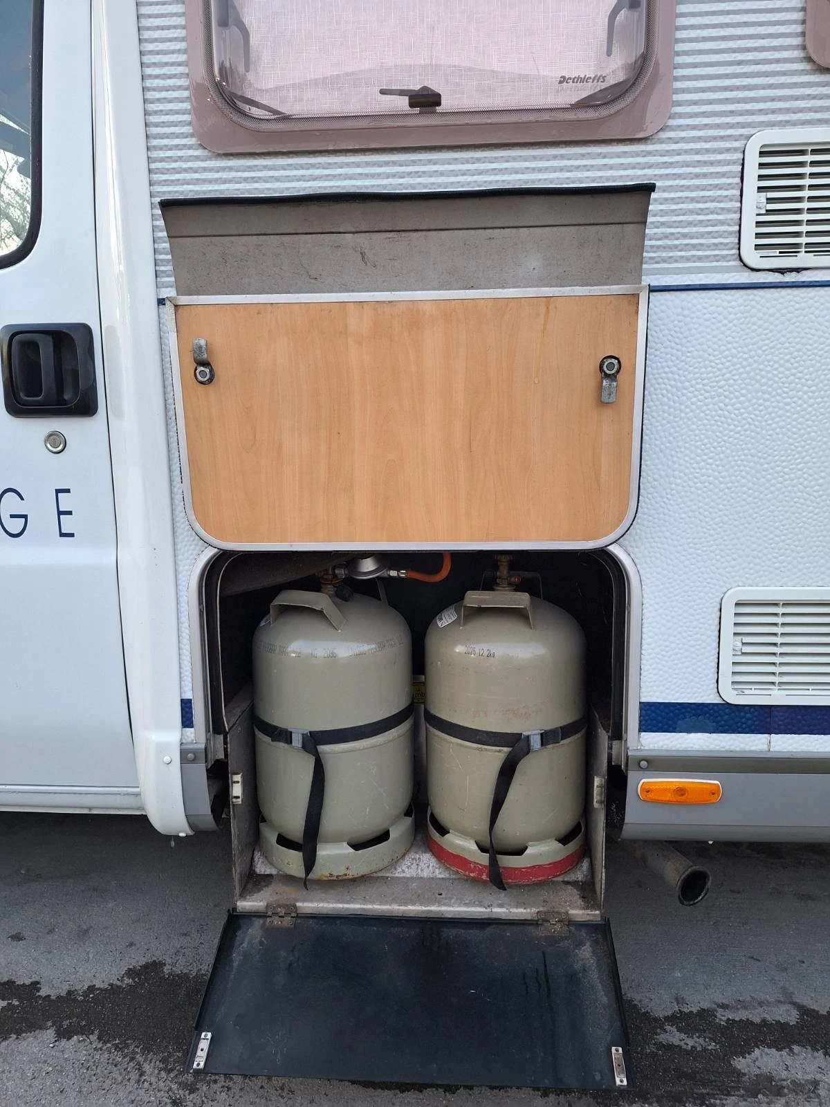 Кемпер Fiat Dethleffs , снимка 6 - Каравани и кемпери - 54102445