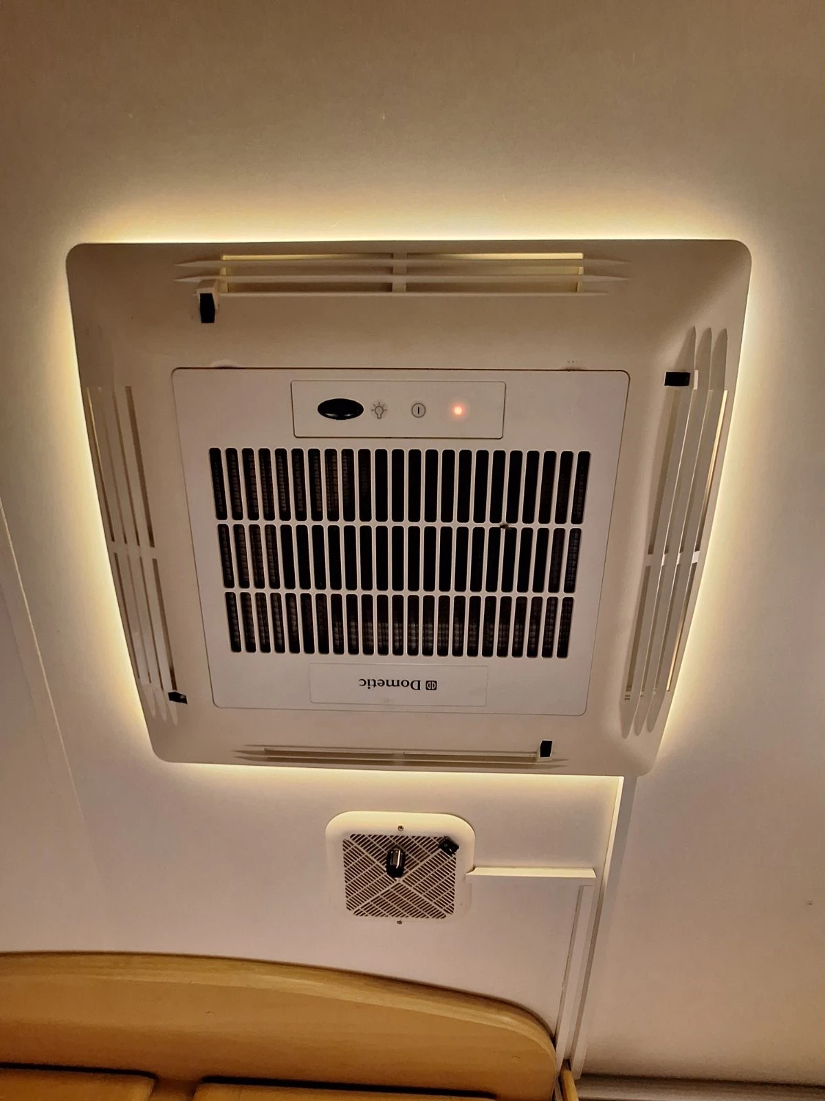 Кемпер Fiat Dethleffs , снимка 10 - Каравани и кемпери - 54102445