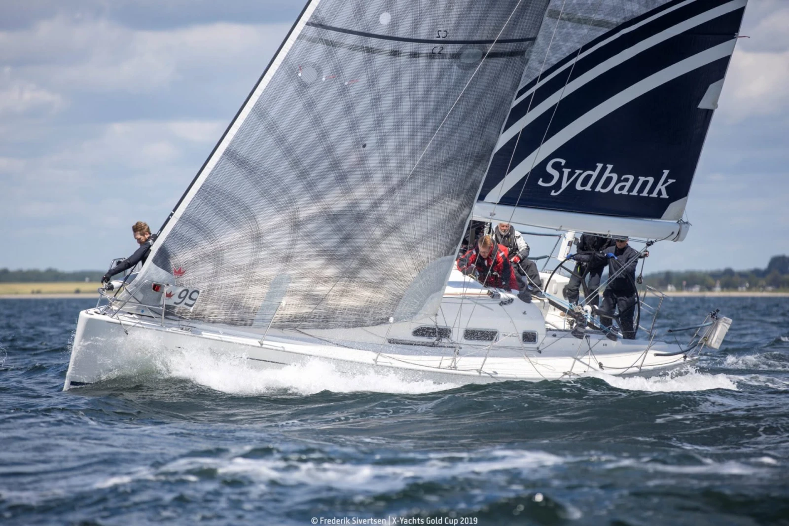 Ветроходна лодка X-Yachts X-41