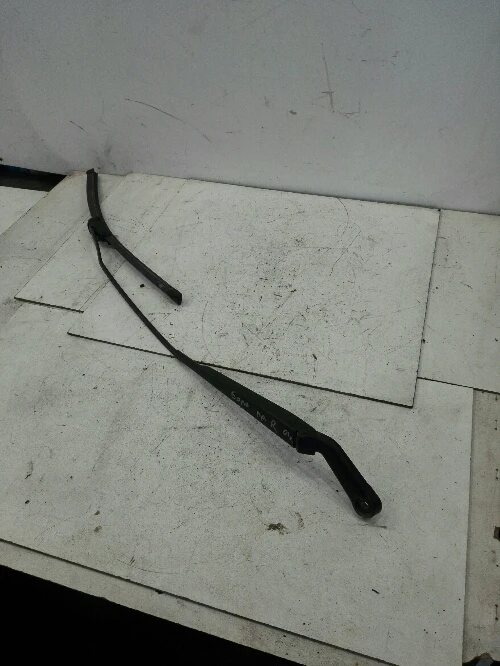 Рамо чистачка дясно Фолксваген Бора 2.3Б