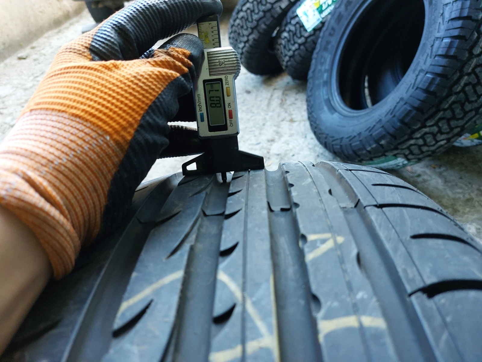 ���� 235/40R19 | Mobile.bg � ����������� 3