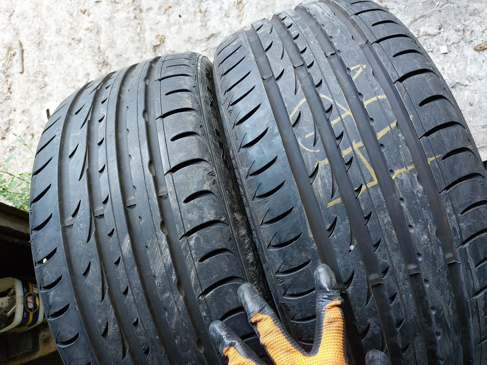 ���� 235/40R19 | Mobile.bg � ����������� 2