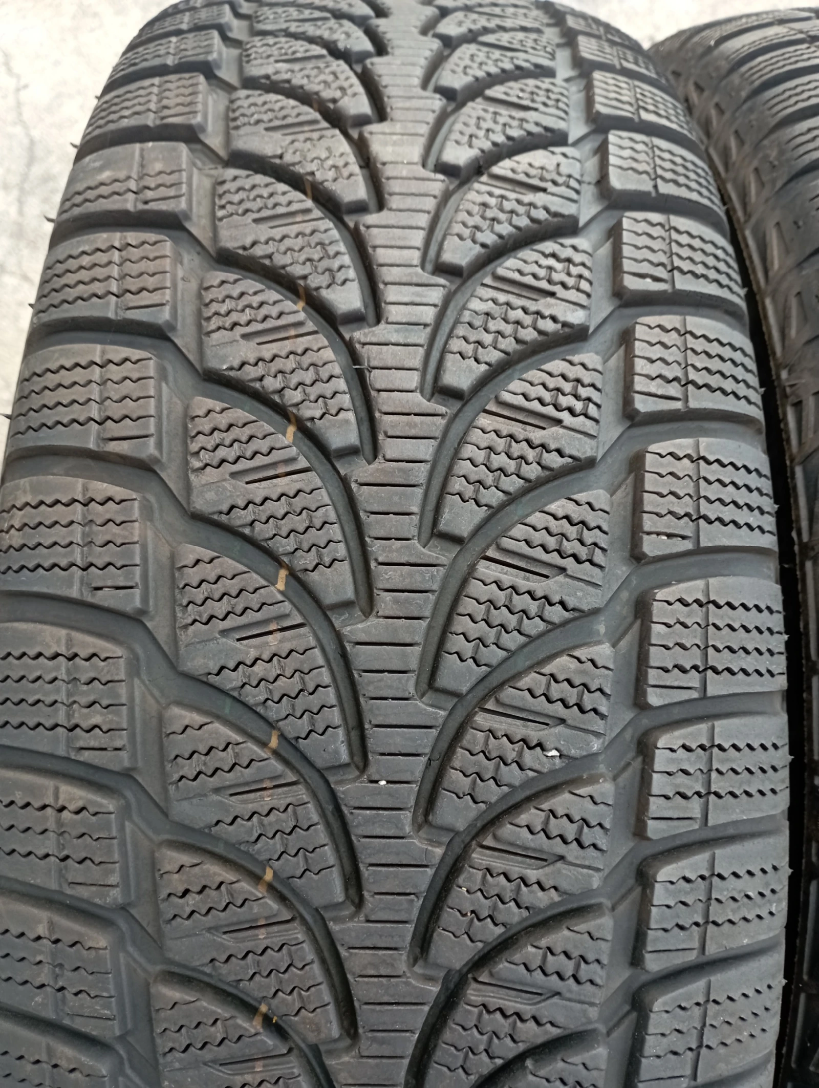  235/75R15 | Mobile.bg   1