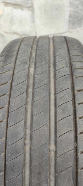 Гуми Летни 225/45R17, снимка 3 - Гуми и джанти - 47384920