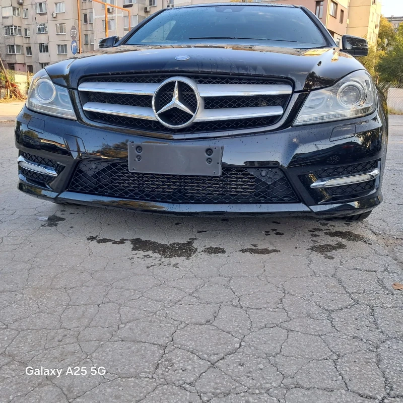 Mercedes-Benz C 250 amg  панорама, снимка 2 - Автомобили и джипове - 46142253
