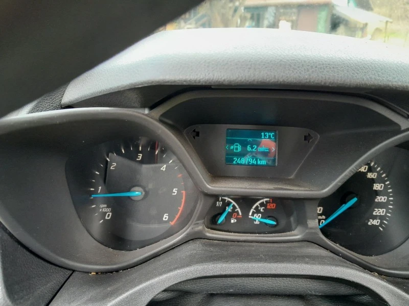 Ford Connect Ван, снимка 10 - Автомобили и джипове - 47503234