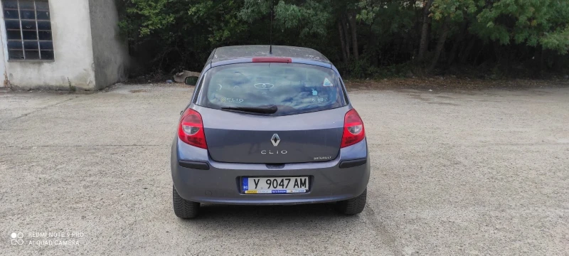 Renault Clio, снимка 3 - Автомобили и джипове - 47188148