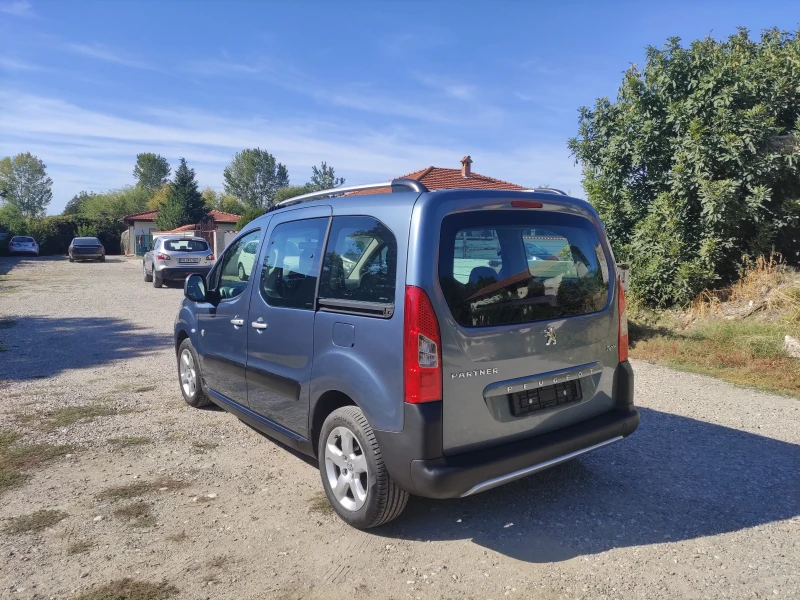 Peugeot Partner 1.6hdi пътническо отличен, снимка 6 - Автомобили и джипове - 47528683