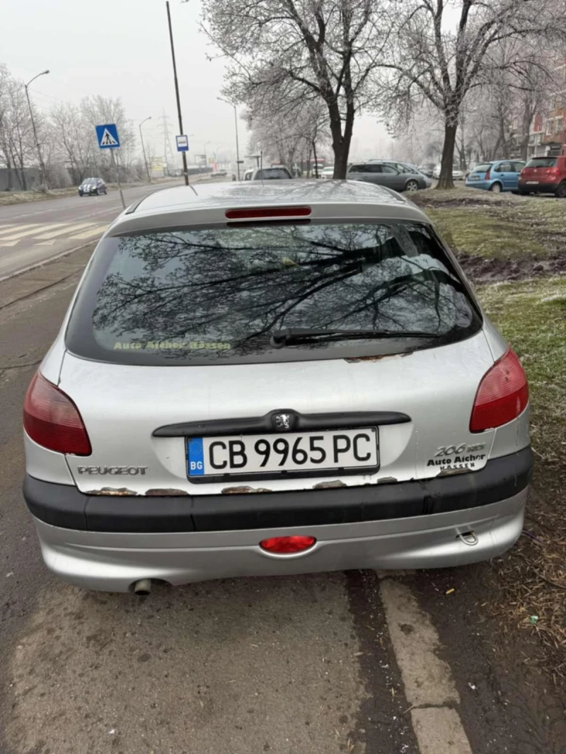 Peugeot 206 5 скорости, снимка 2 - Автомобили и джипове - 48570749