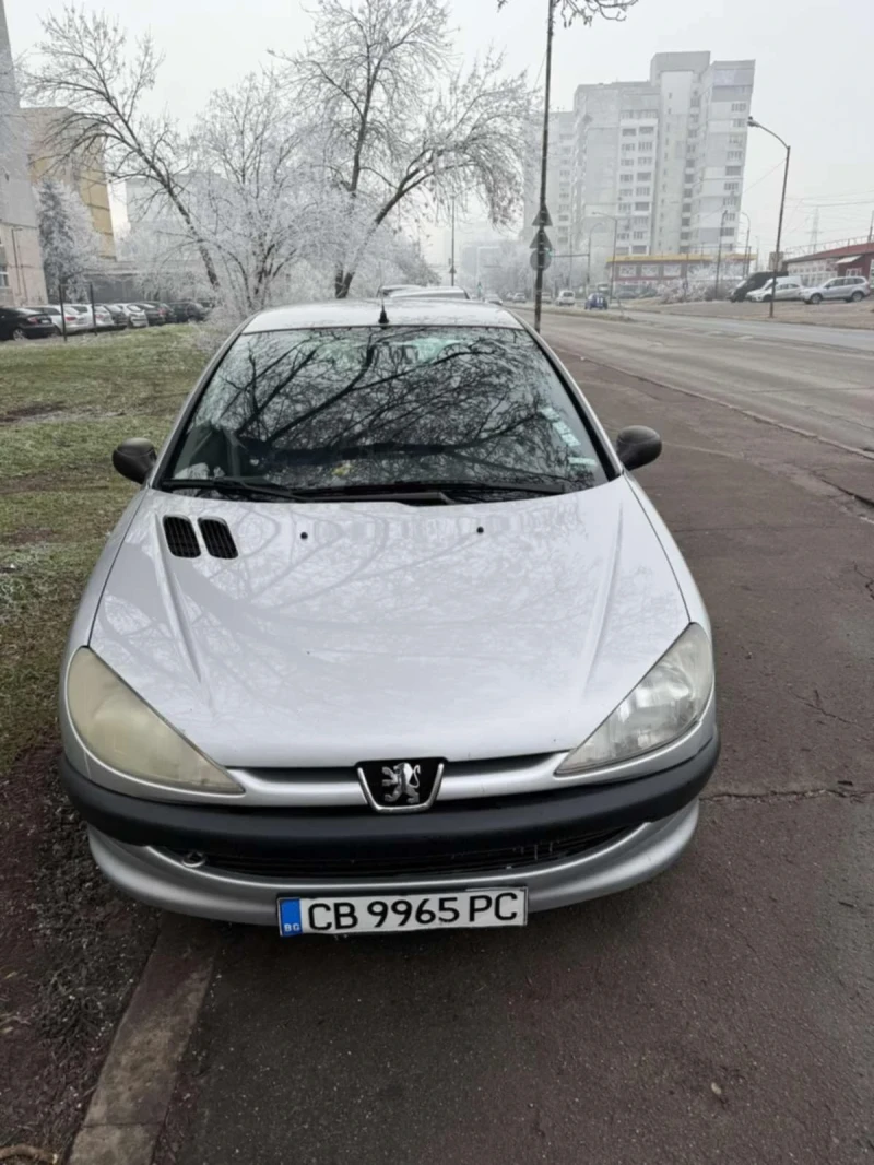 Peugeot 206 5 скорости, снимка 1 - Автомобили и джипове - 48570749