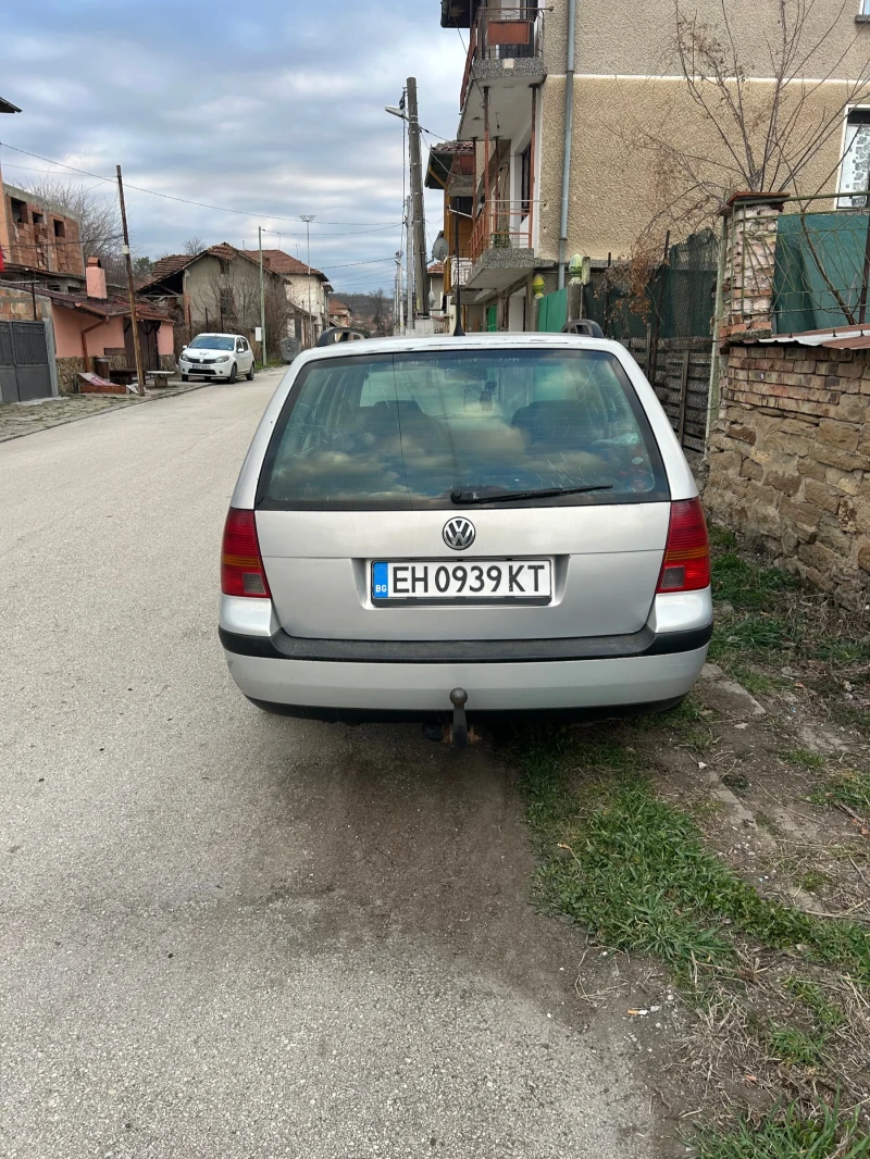 VW Golf, снимка 3 - Автомобили и джипове - 48947944