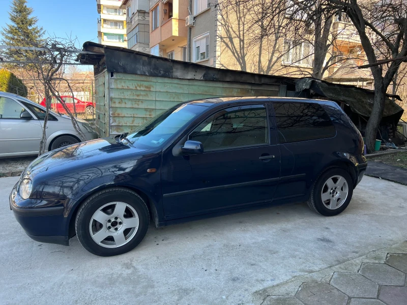 VW Golf  IV, снимка 3 - Автомобили и джипове - 49083180