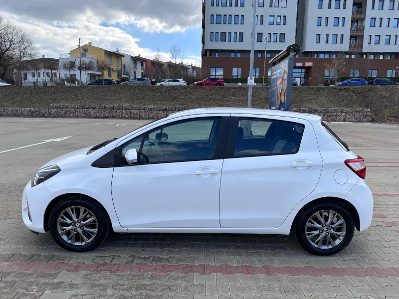 Toyota Yaris, снимка 3 - Автомобили и джипове - 49345062