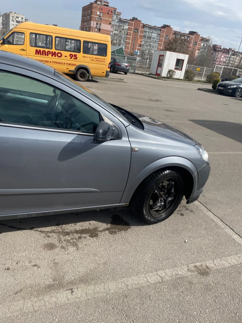 Opel Astra, снимка 3 - Автомобили и джипове - 49451393