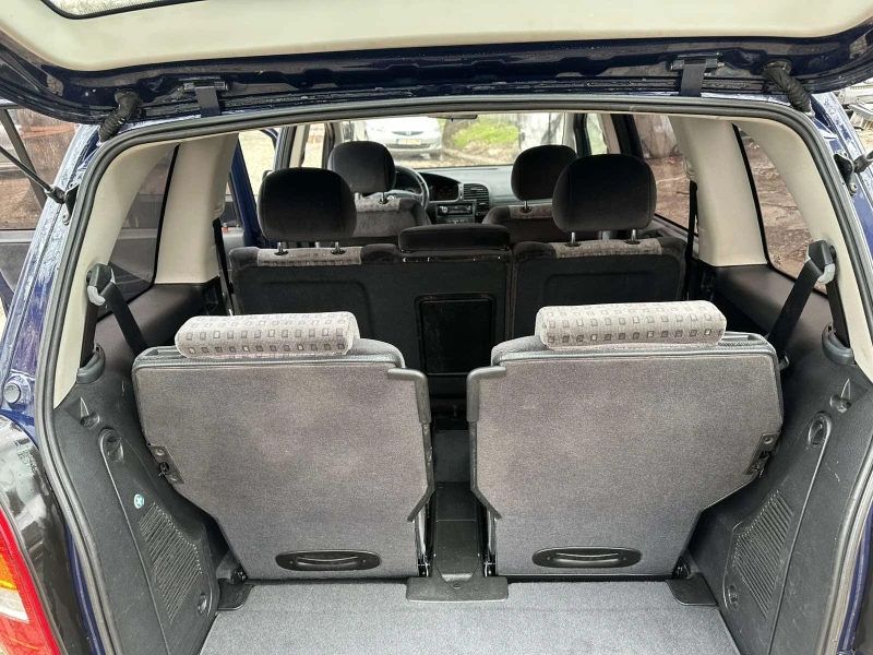 Opel Zafira, снимка 16 - Автомобили и джипове - 51821780
