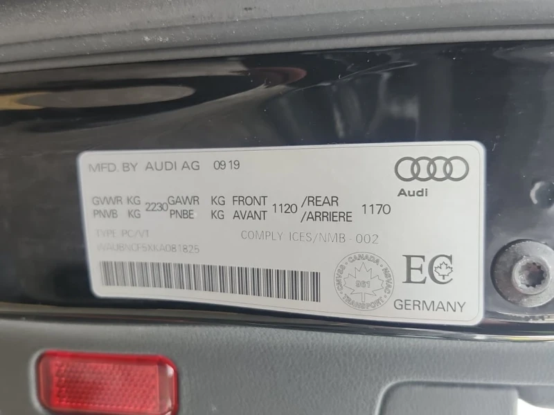 Audi A5 * PREMIUM PLUS SEDAN 4D * CARFAX * ЦЕНА ДО БГ, снимка 7 - Автомобили и джипове - 52938102