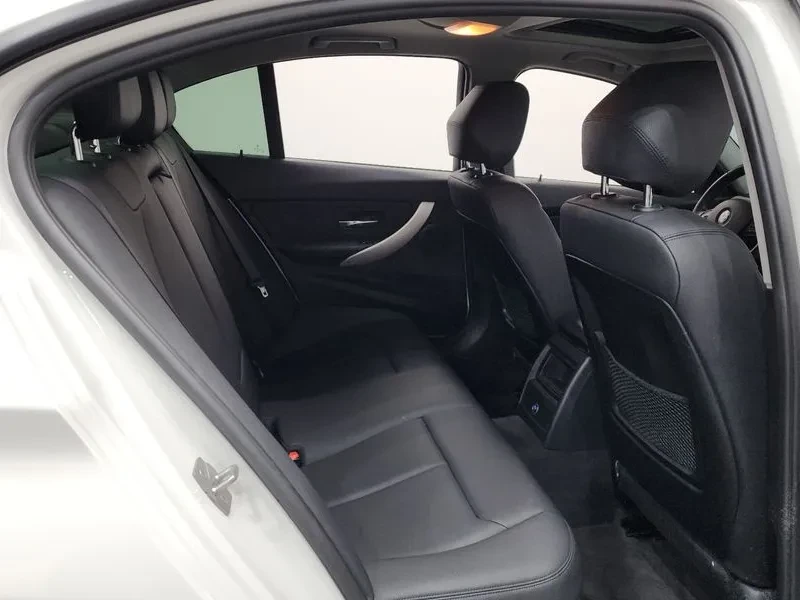 BMW 320 d, снимка 12 - Автомобили и джипове - 54589643