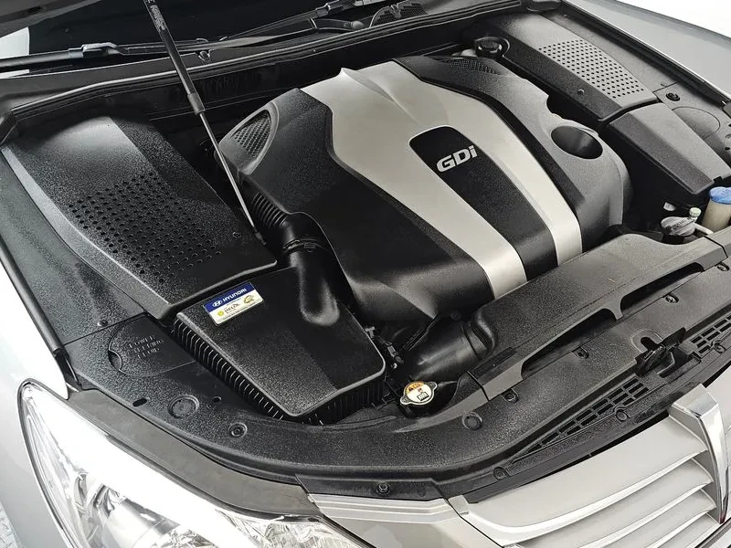 Hyundai Genesis 3.3, снимка 6 - Автомобили и джипове - 54618169