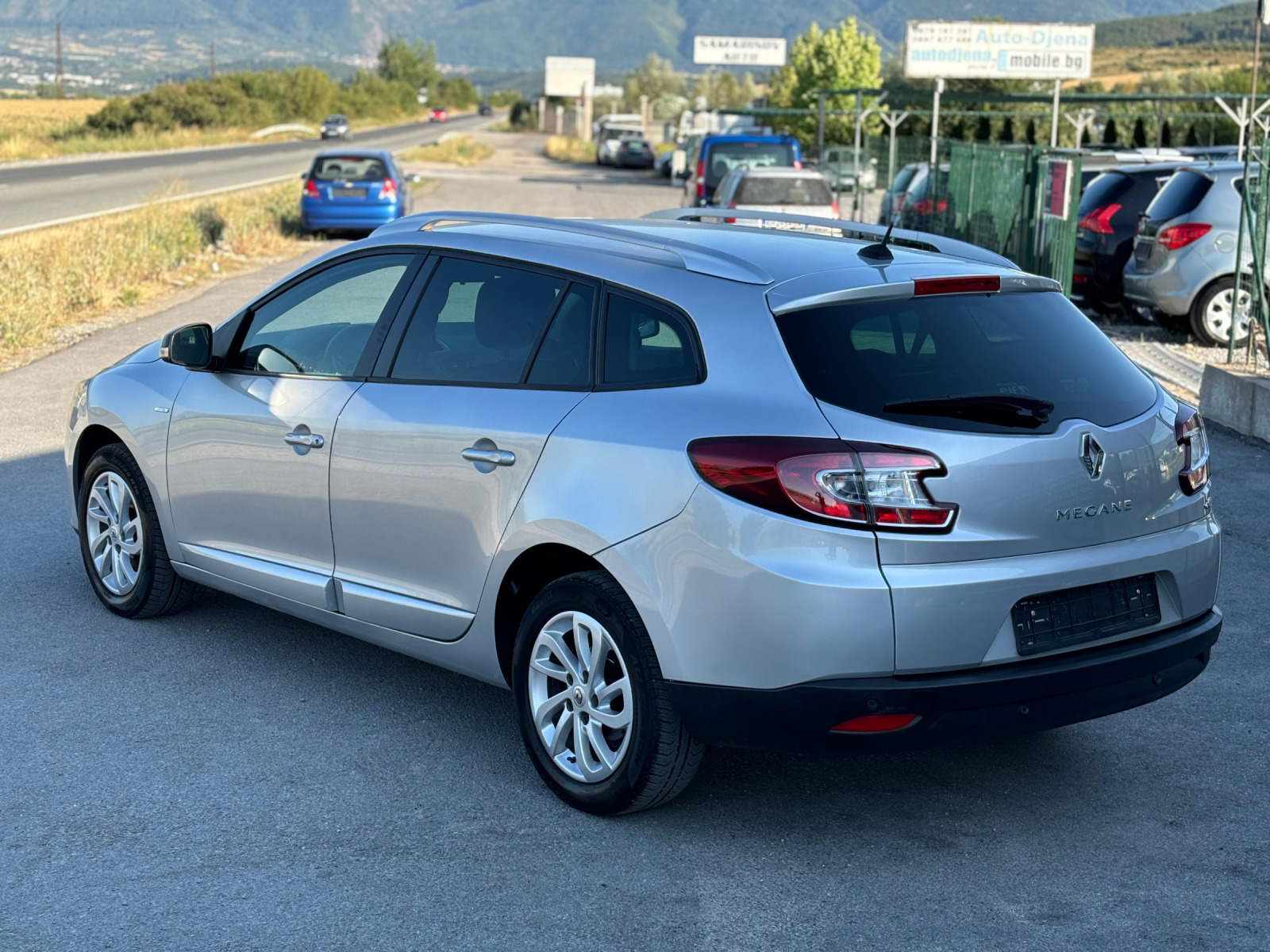 Renault Megane 1.5 dCi 110 к.с. LIMITED - изображение 4