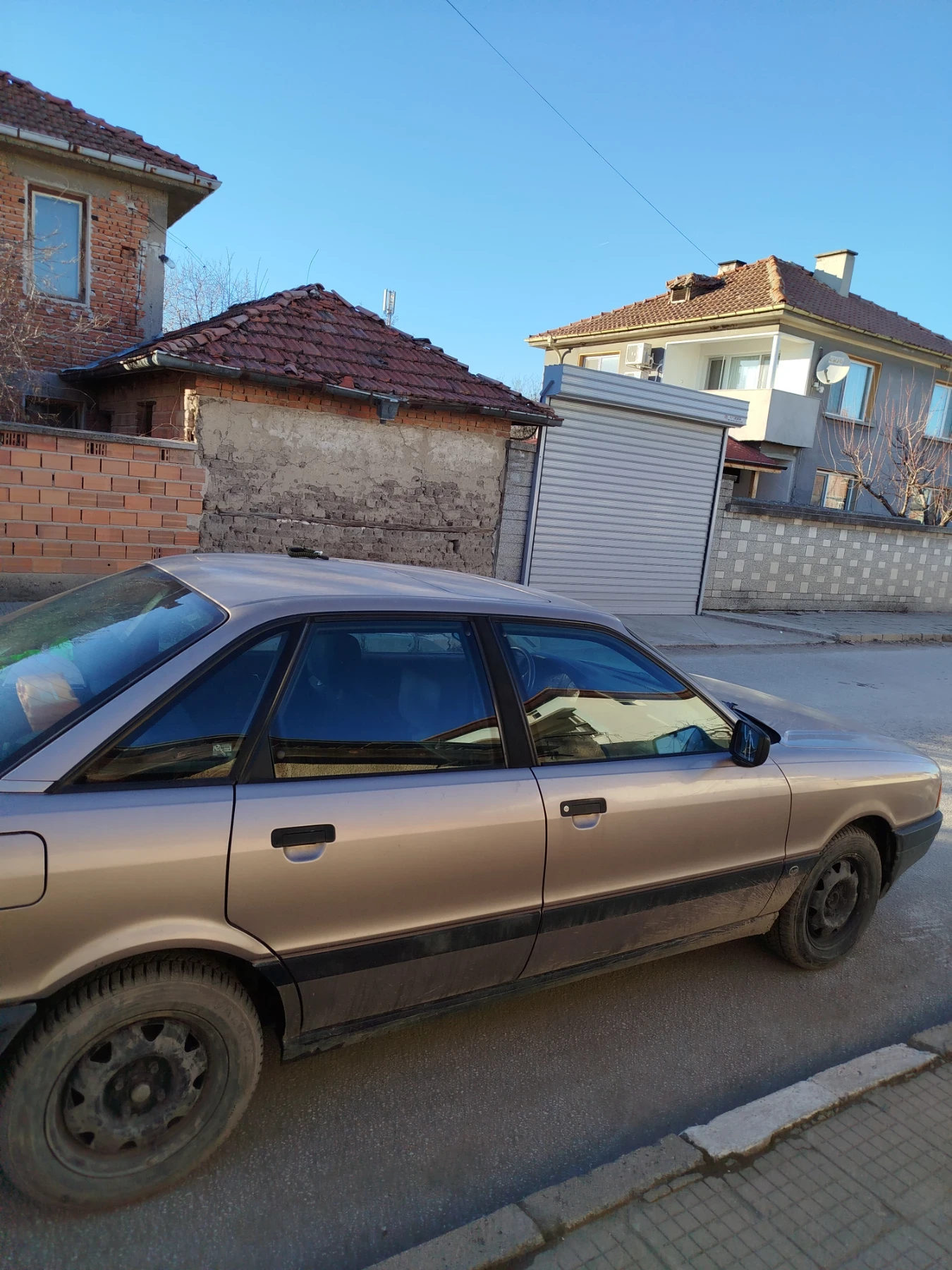 Audi 80 1.8 S - изображение 2