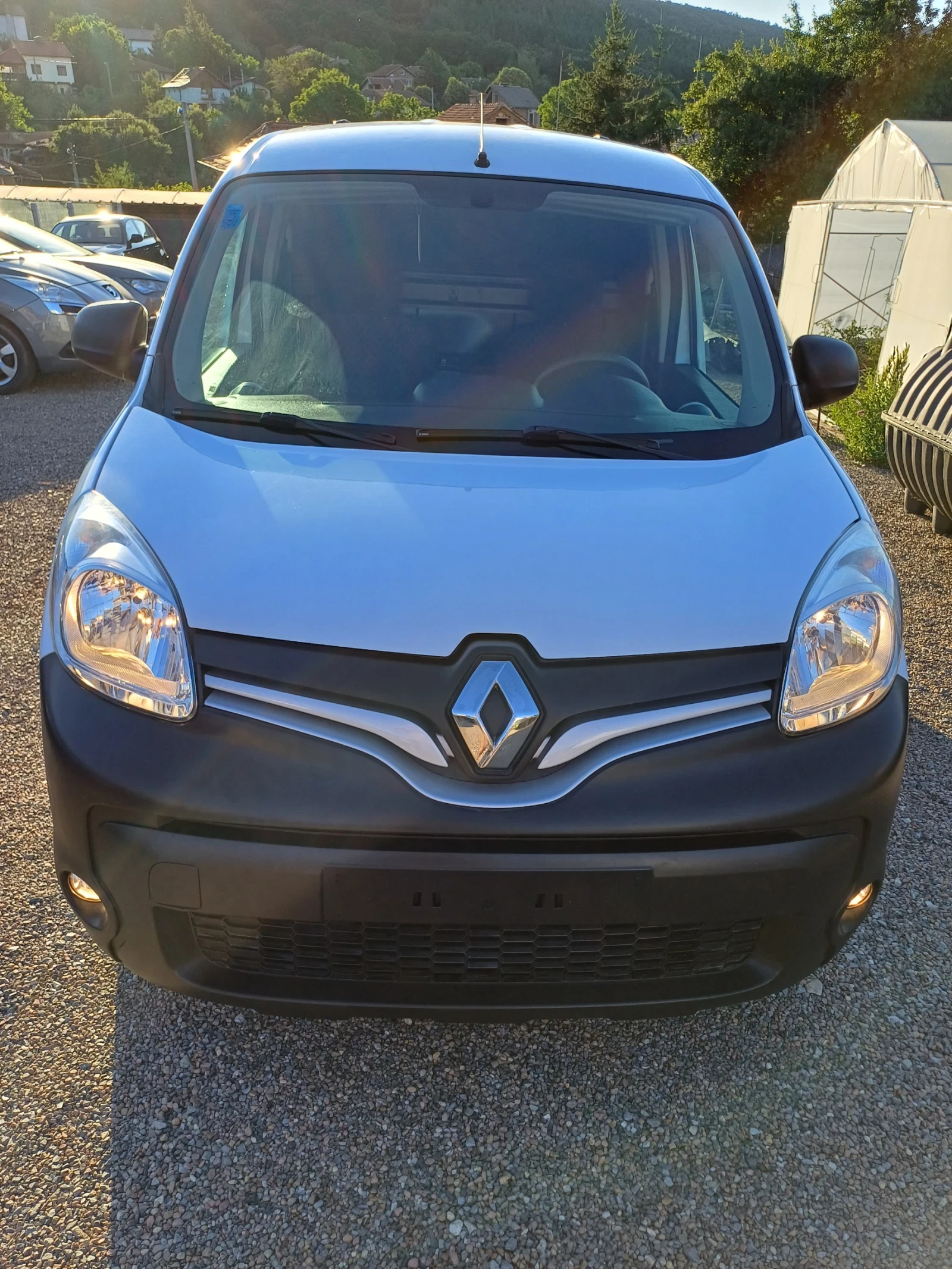 Renault Kangoo 1.5DCi-EURO5 - изображение 8