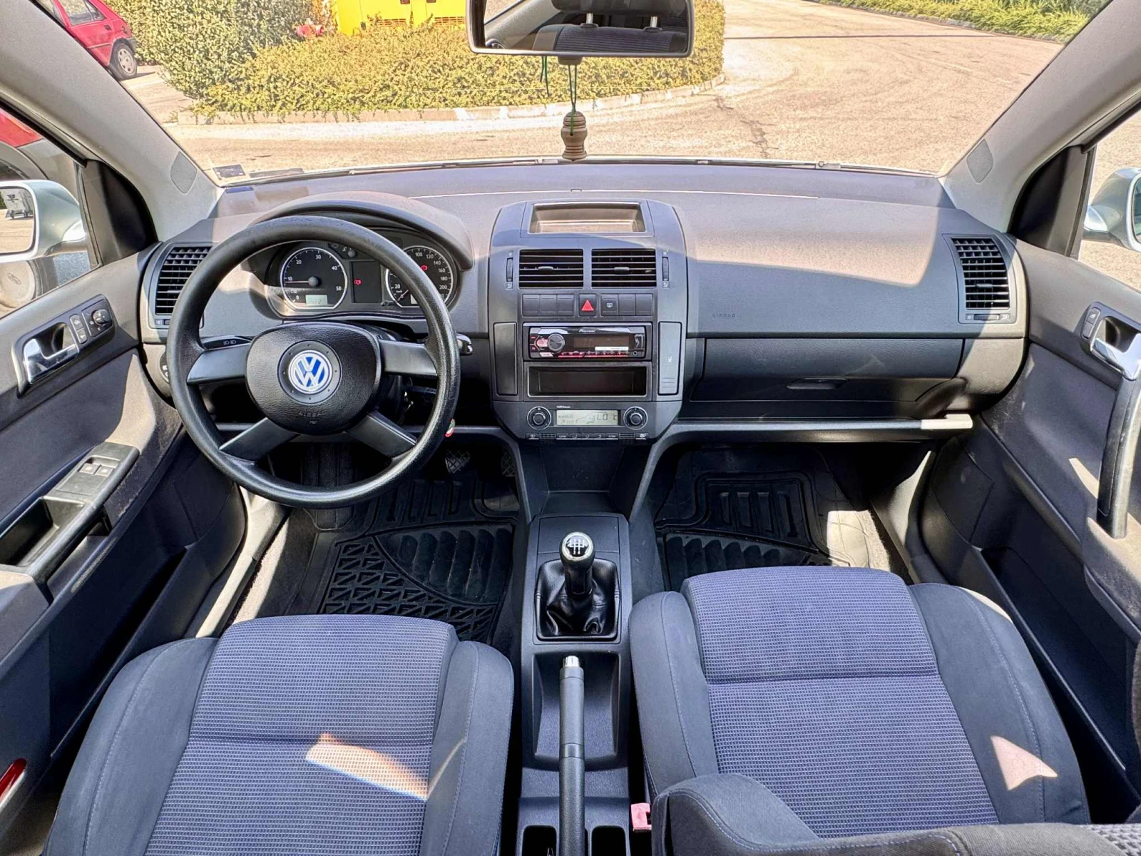 VW Polo 1.9TDI 101к.с - изображение 10