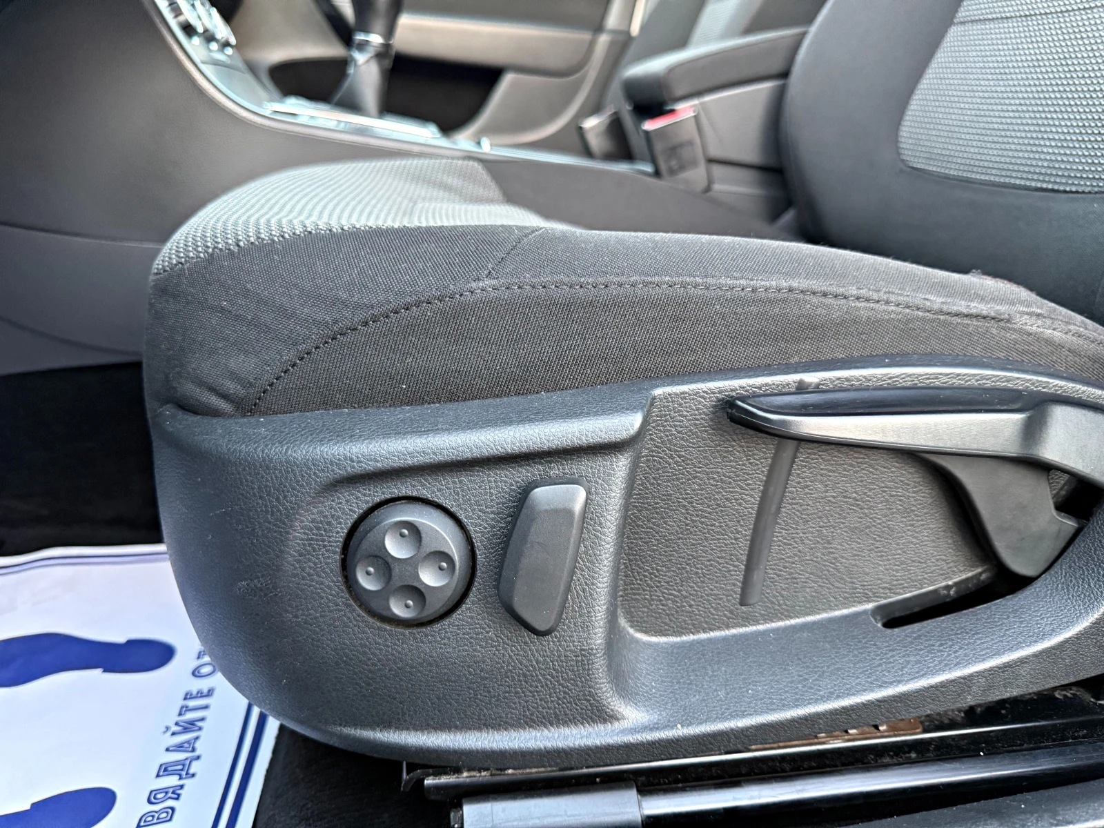 VW Passat 2.0 170кс BLUEMOTION ПОДГРЕВ LED НАВИ  - изображение 9