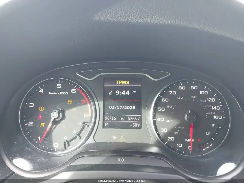 Audi A3 PREMIUM - изображение 10