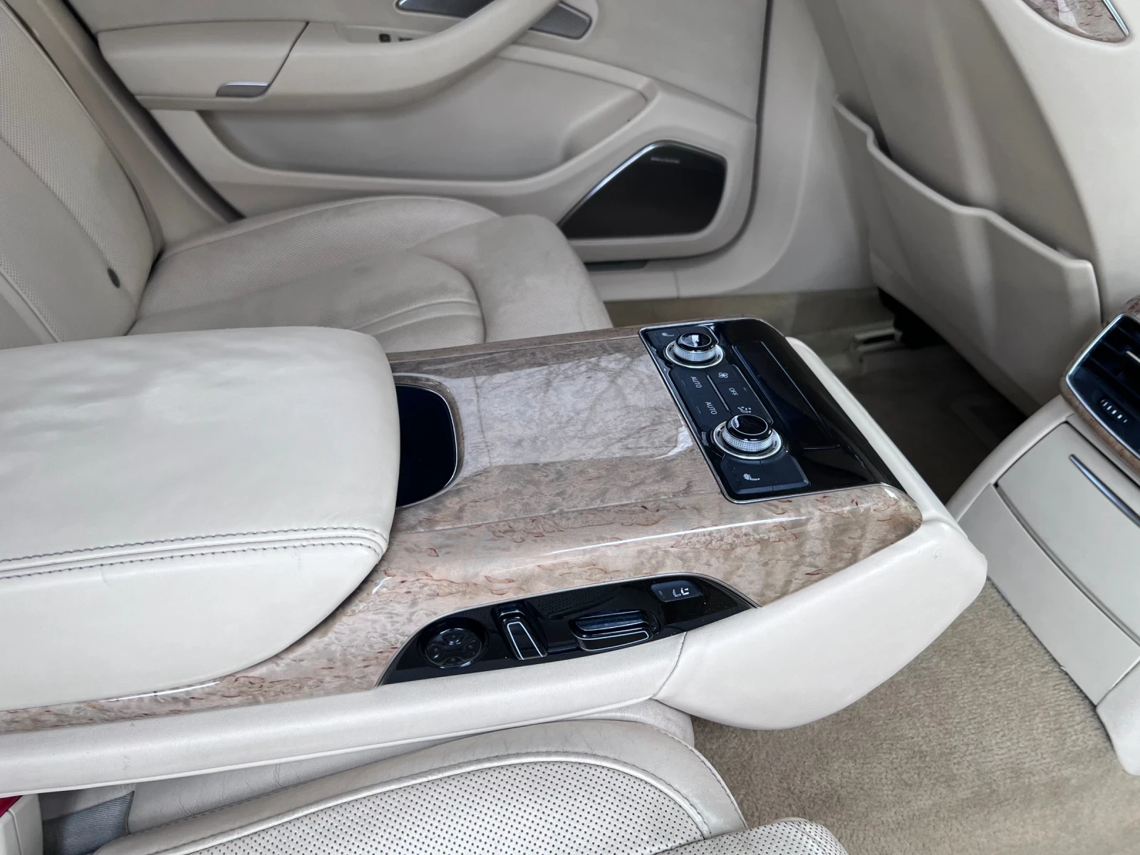 Audi A8, снимка 16 - Автомобили и джипове - 54055505