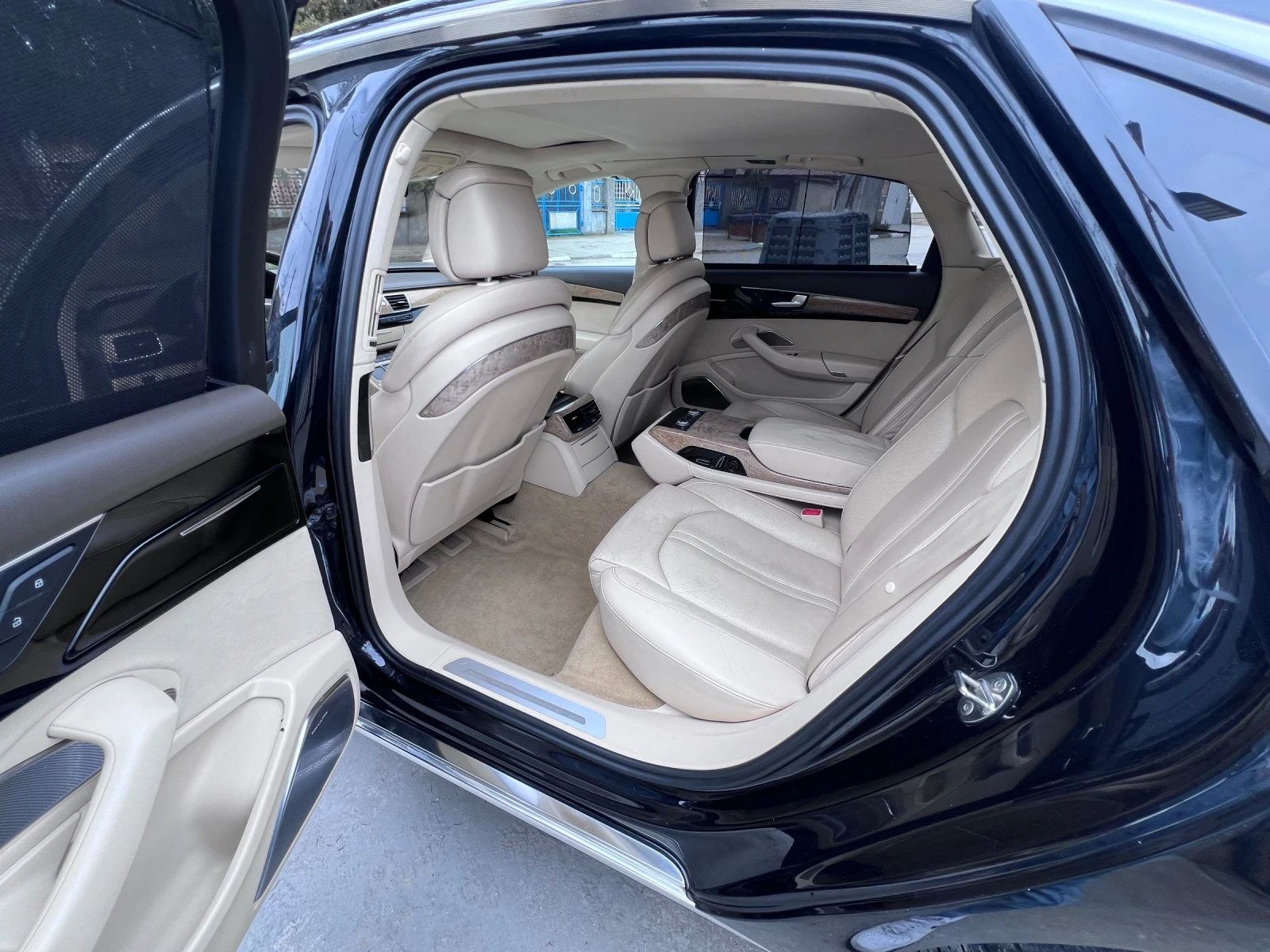 Audi A8, снимка 12 - Автомобили и джипове - 54055505