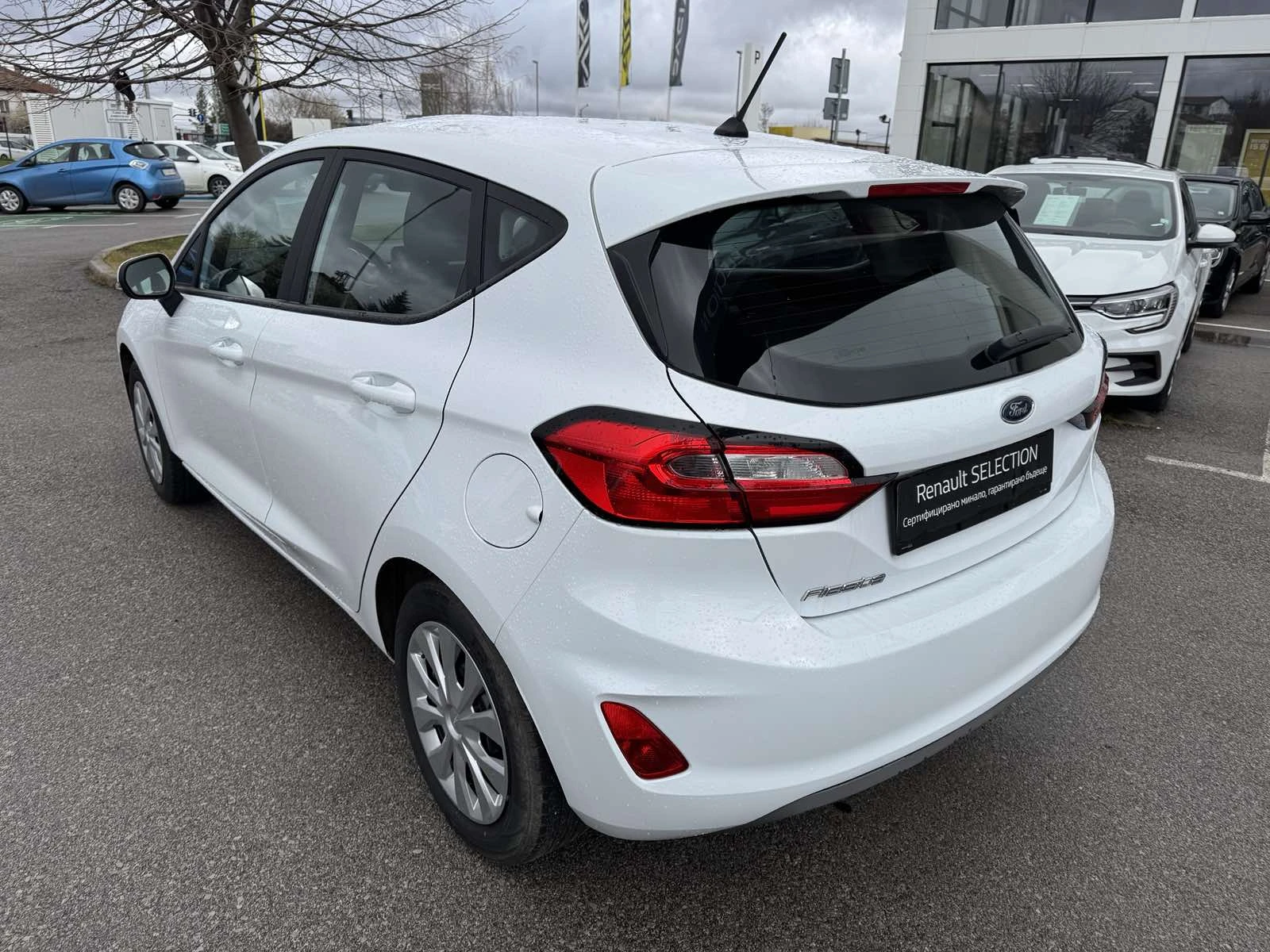 Ford Fiesta 1.0I, снимка 4 - Автомобили и джипове - 54079861