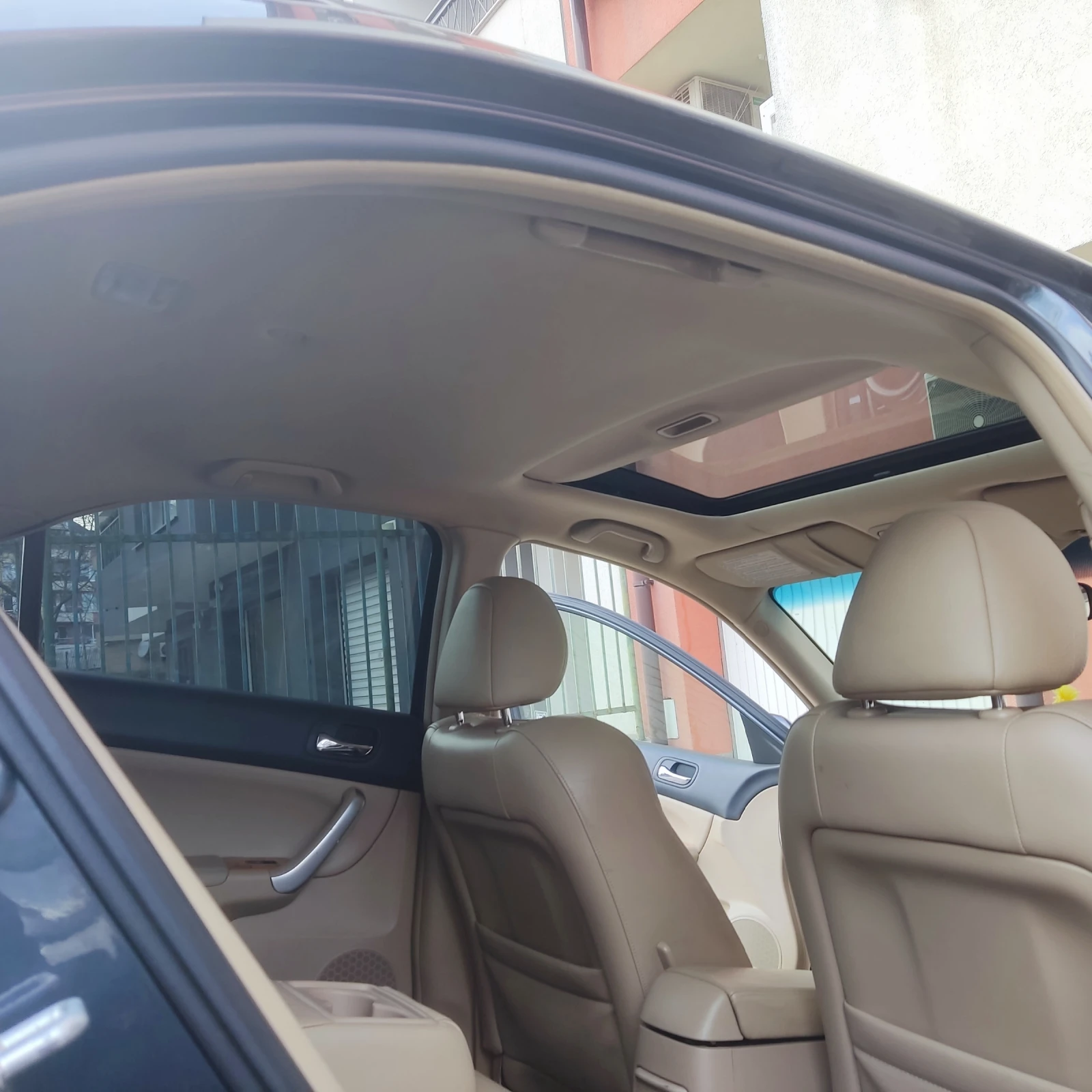 Honda Accord, снимка 9 - Автомобили и джипове - 54084368